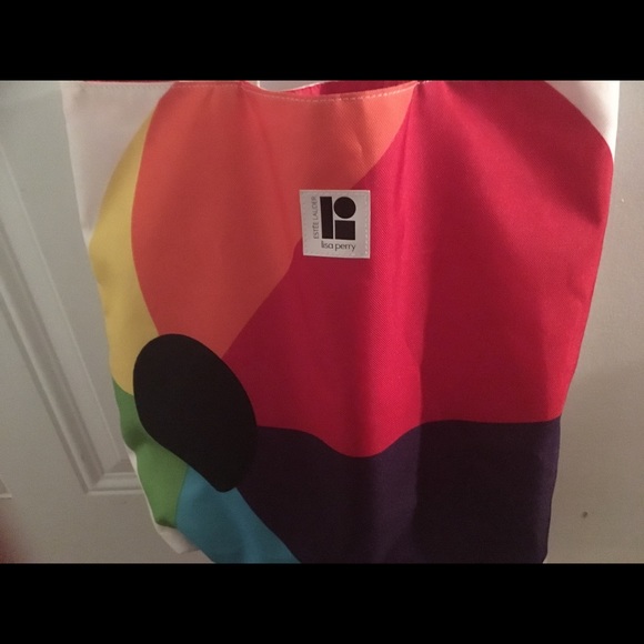 Totes - Picture 2 of 3